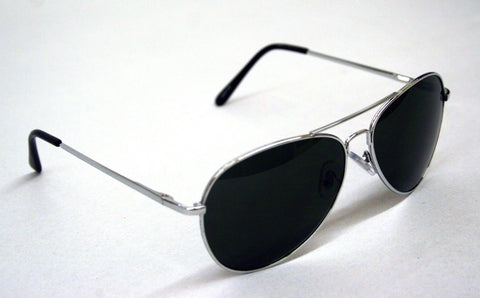 Silver Frame Aviator Style Sunglasses